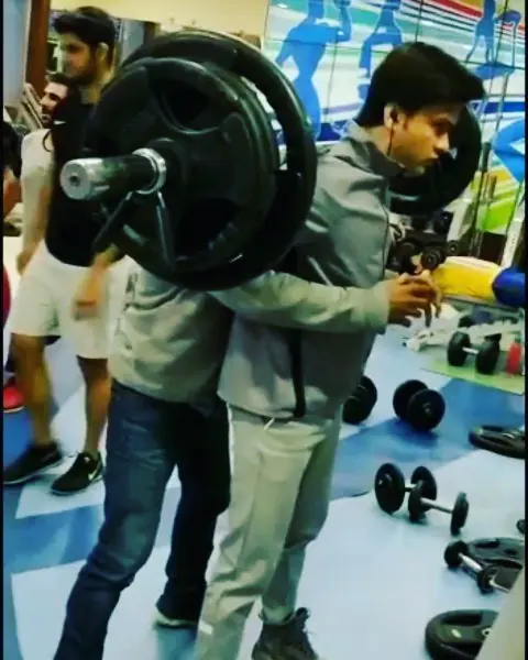 Sony Surana — Squats — 180 kg × 10