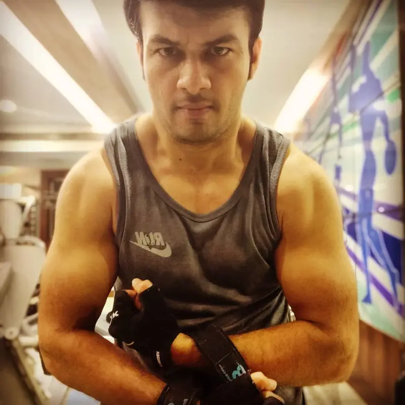 Sony Surana — Arms day