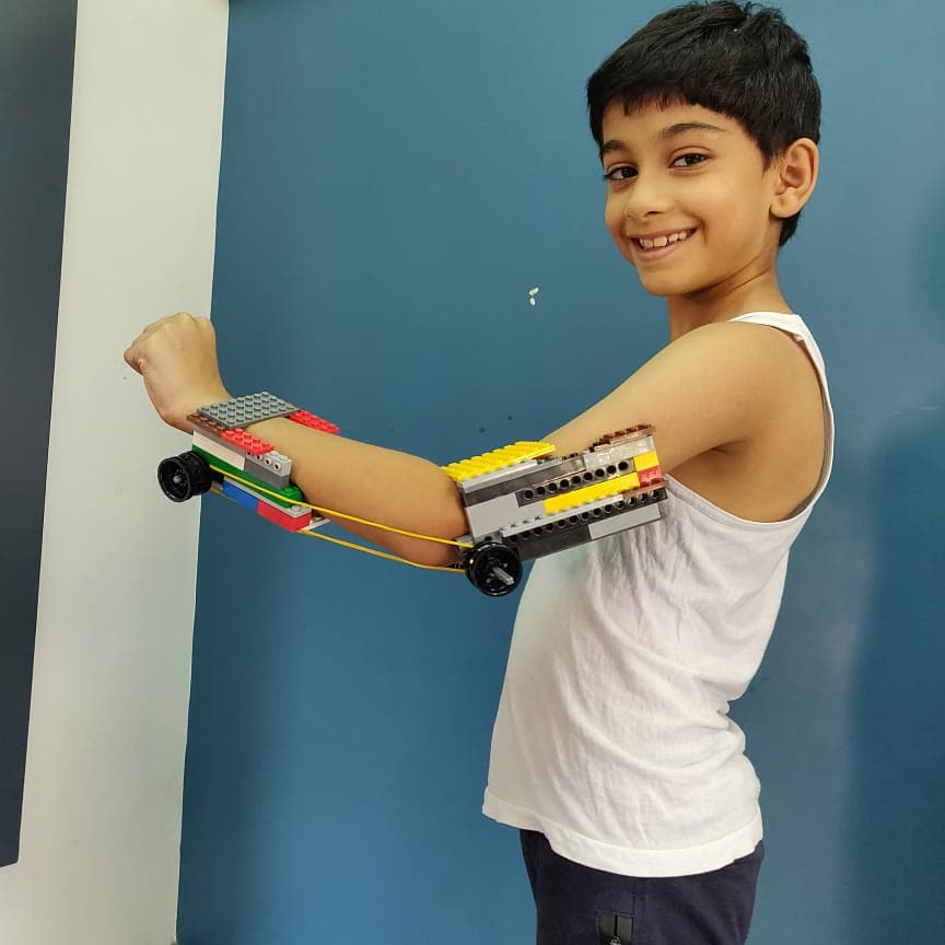 Lego arm